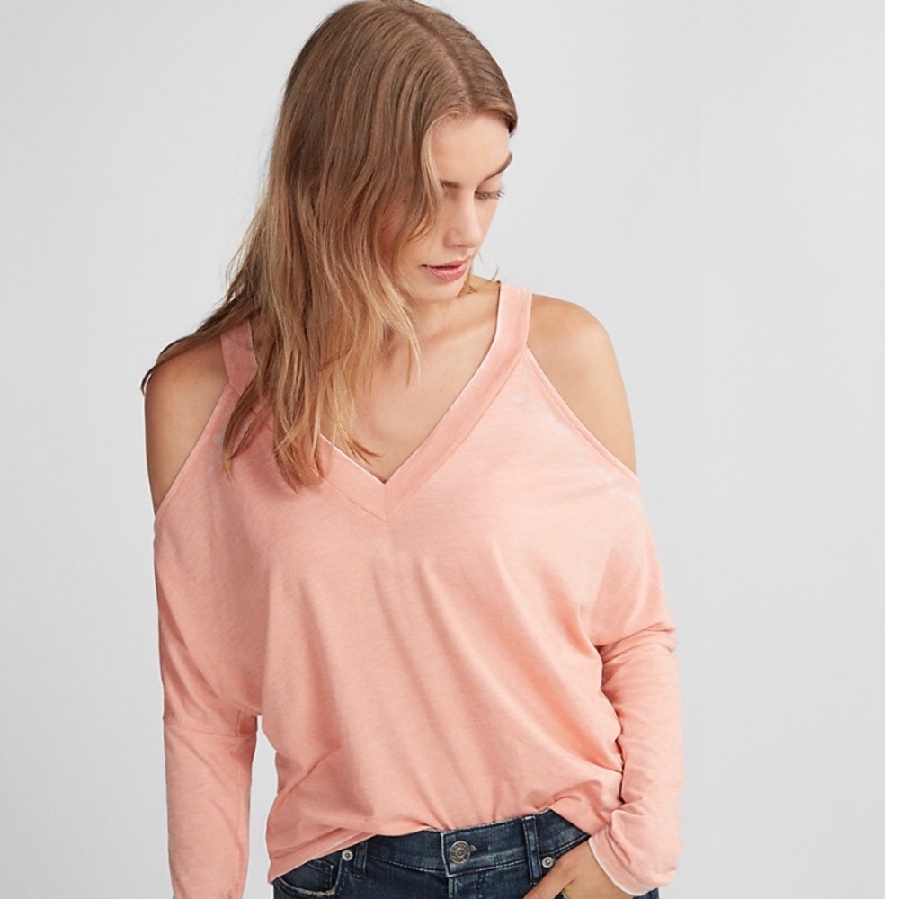 Express cold shoulder burnout tee NWT FINAL SALE