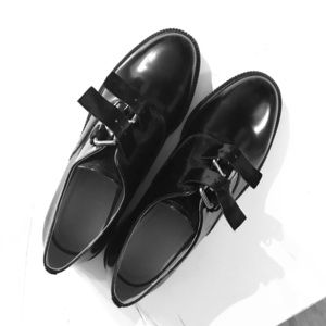 NWOT! UO Black Leather Loafer US9