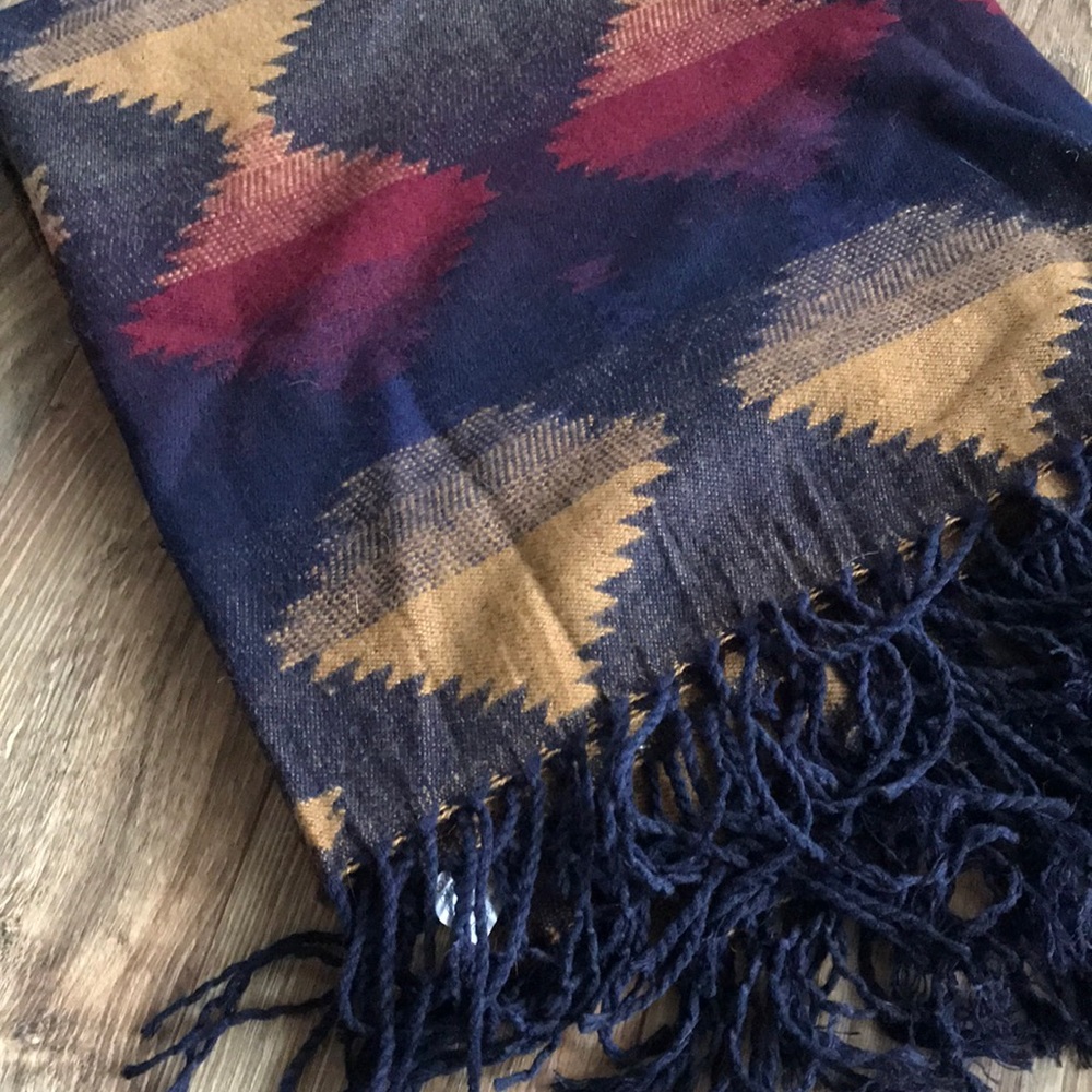 Giant blanket scarf