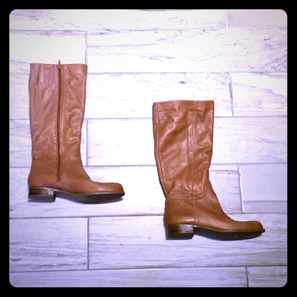 NINE WEST💐Gorgeous Leather Boots!💐Like New!