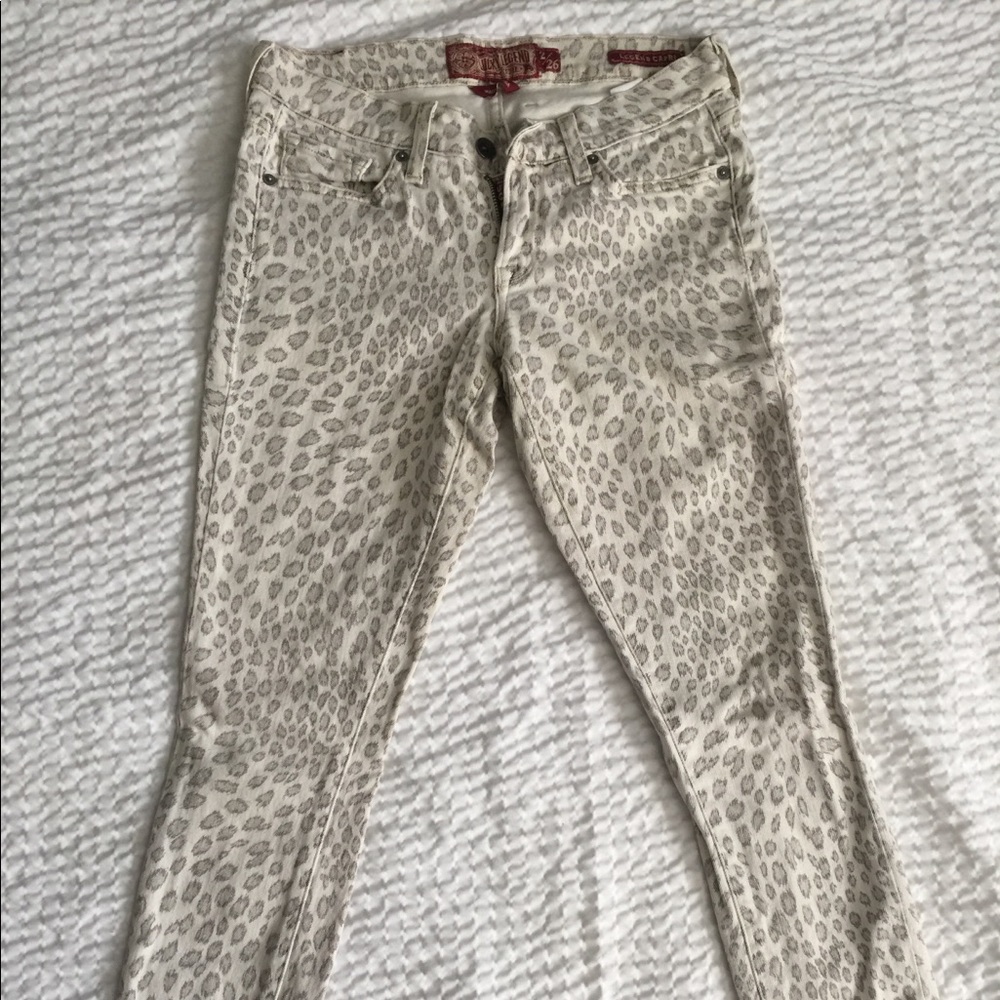 LUCKY BRAND animal print denim capris