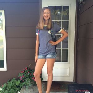 Meet your Posher, Carly