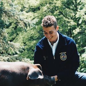 Meet your Posher, Nevin