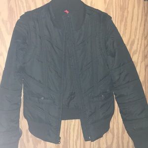 B1G1! Mossimo 2 in 1 Puff jacket/vest!