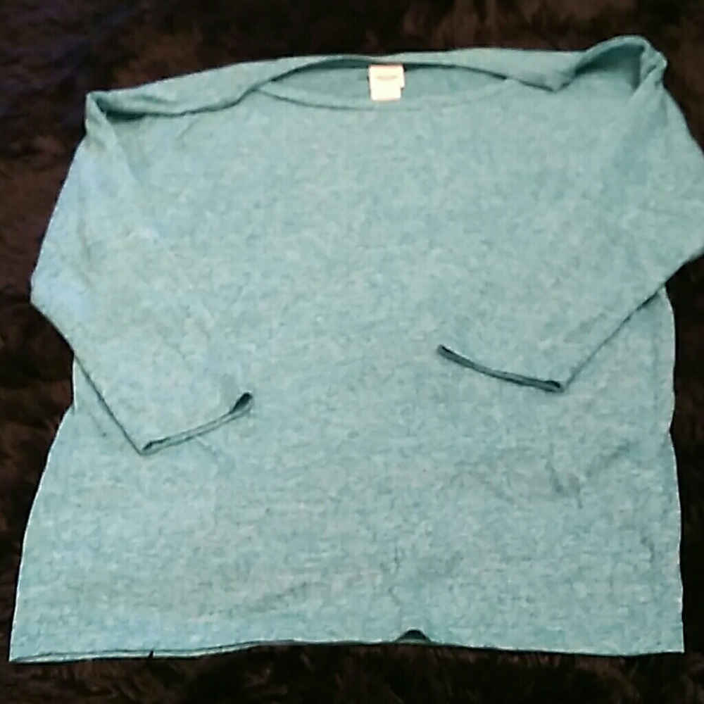 Mossimo 3 quarter length sleeves blue shirt