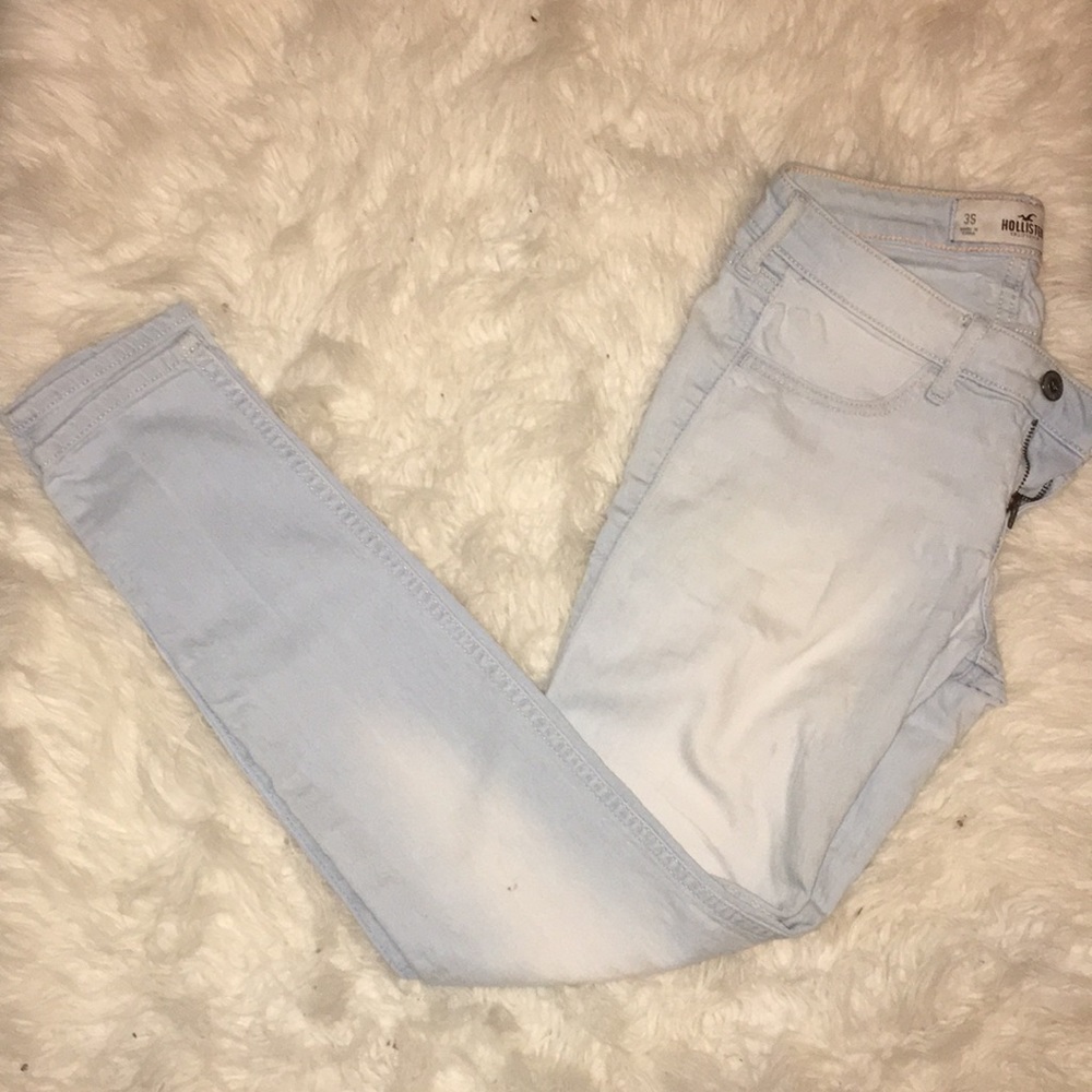 Hollister skinny jeans.