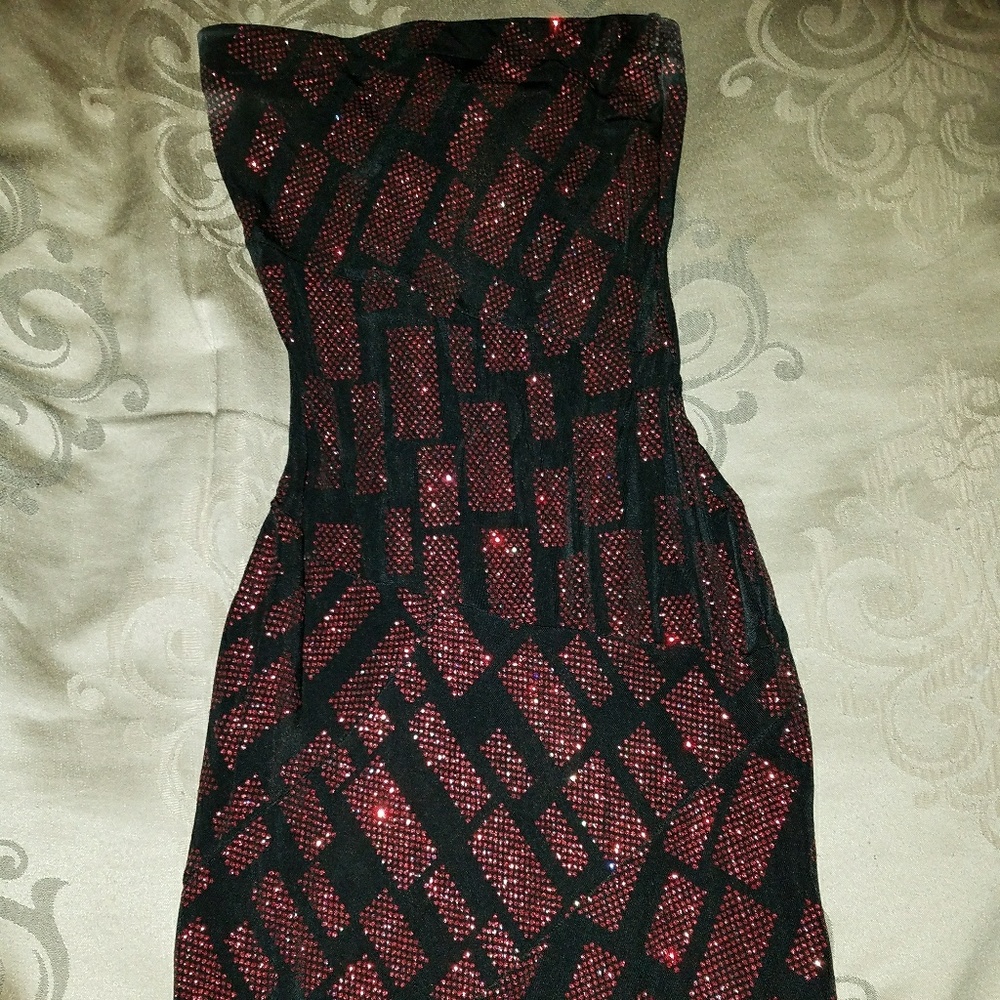 Back with Red Sequins Strapless dress