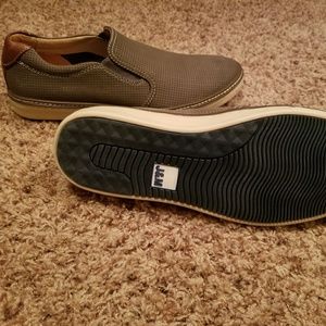 Gray Johnston & Murphy Men's slip-on shoes, 10M