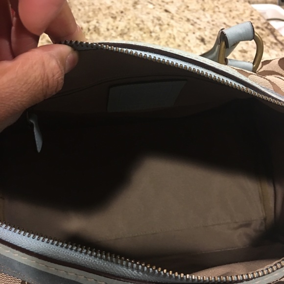 Large COACH Handbag (EUC) - Picture 3 of 8