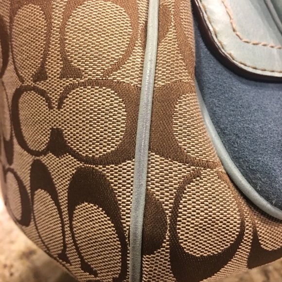 Large COACH Handbag (EUC) - Picture 5 of 8