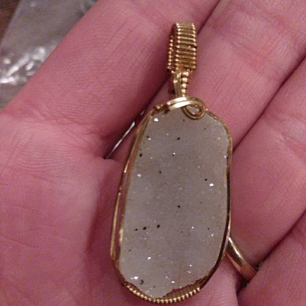 Druzy pendant