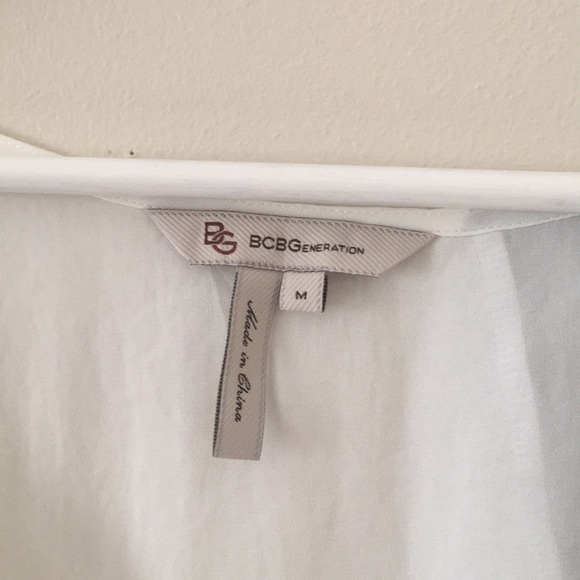 BCBG generation blouse - Picture 2 of 4