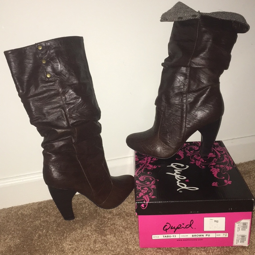 Qupid Brown Slouchy Boots