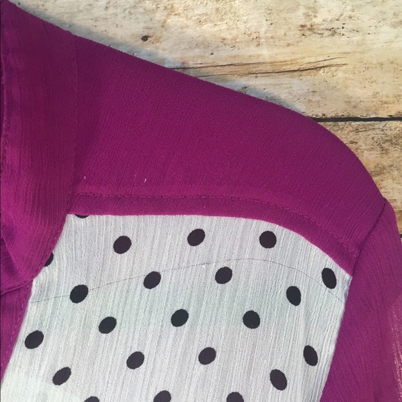 L 3/4 sleeve blouse. - Picture 2 of 4