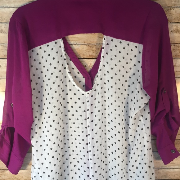 L 3/4 sleeve blouse. - Picture 3 of 4