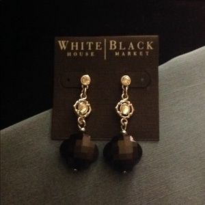 WH|BM Blk stone w Crystal dangle stud earrings