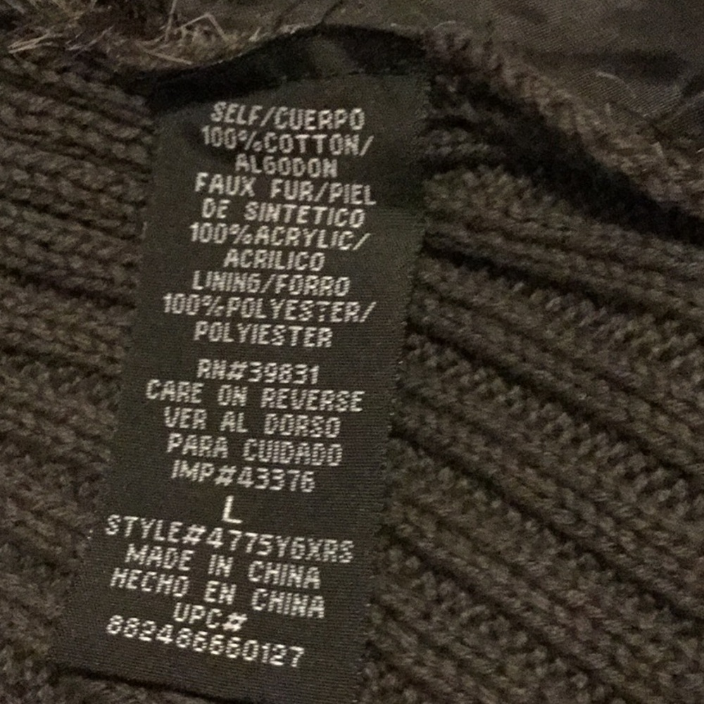 XOXO Faux Fur and Knit Vest, L, NWT - Picture 8 of 8