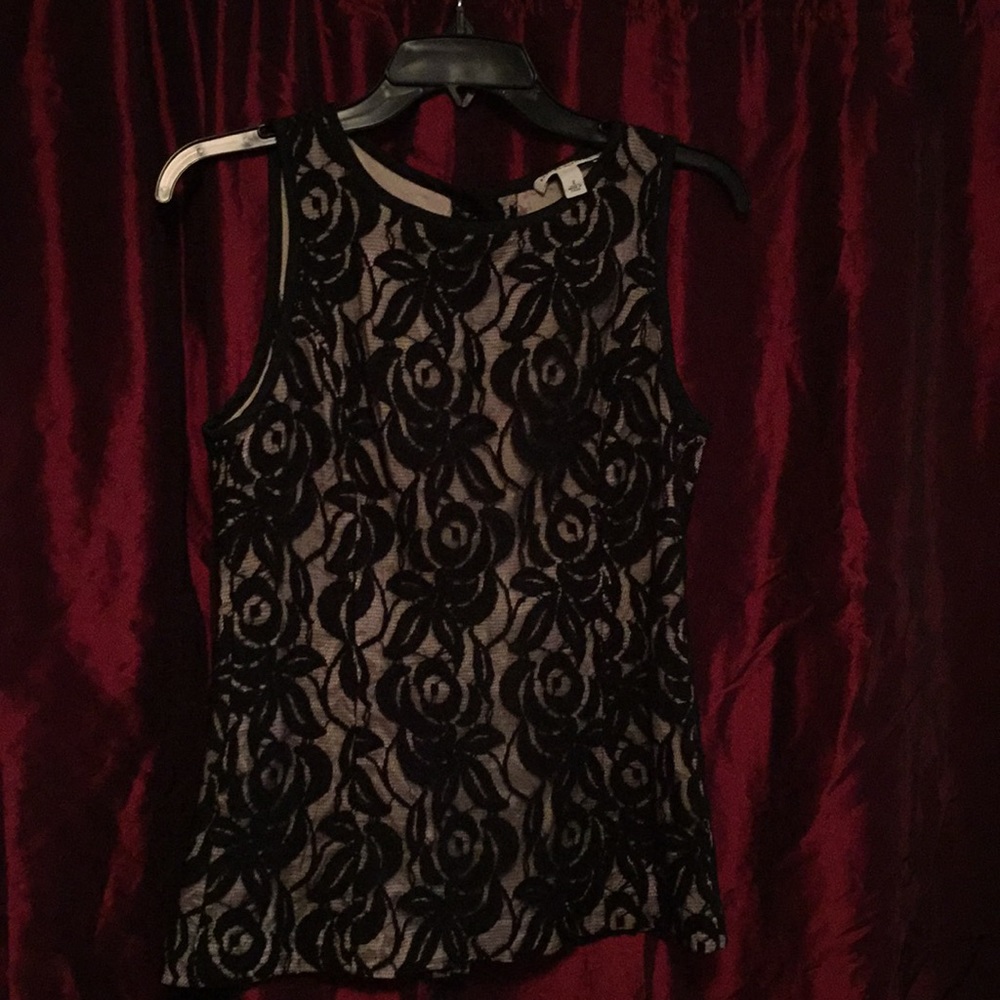 Banana Republic black lace shell