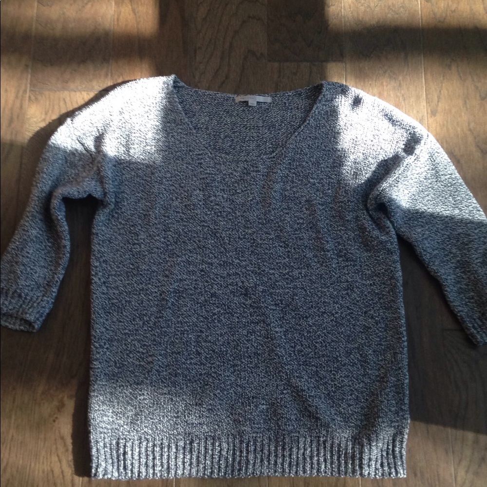 Gap sweater top