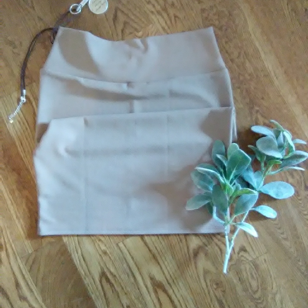 Taupe LulaRoe Cassie