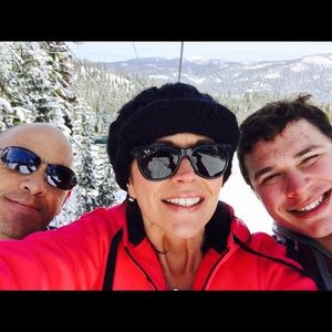 Meet your Posher, Angie