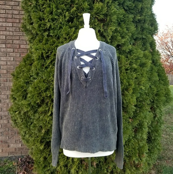 ▫️SOLD OUT▫️LAST▫️Plus Criss Cross Sweater - Picture 4 of 6