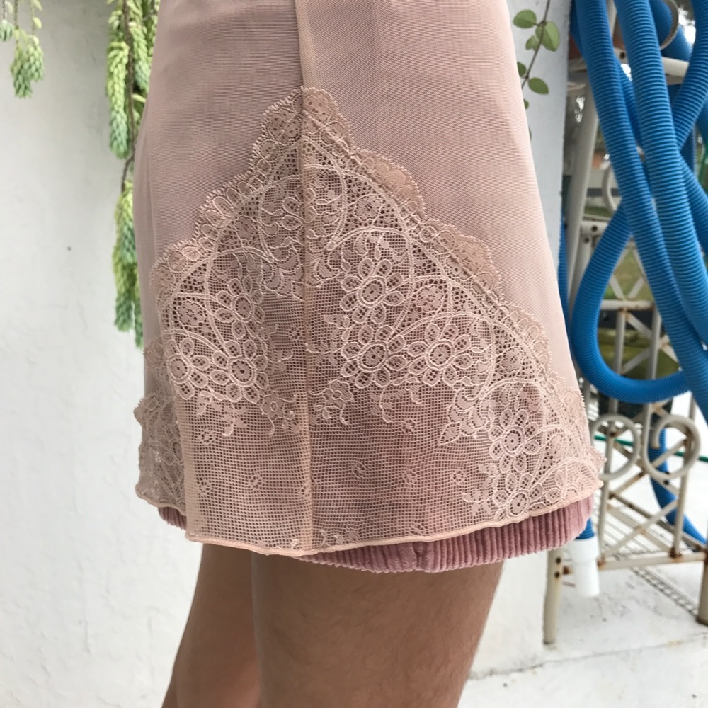 nude sheer vintage lingerie! - Picture 2 of 3