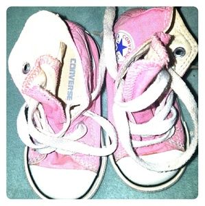 Baby girl converse