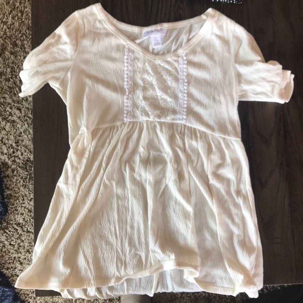 Motherhood Maternity cream/lace top- Small