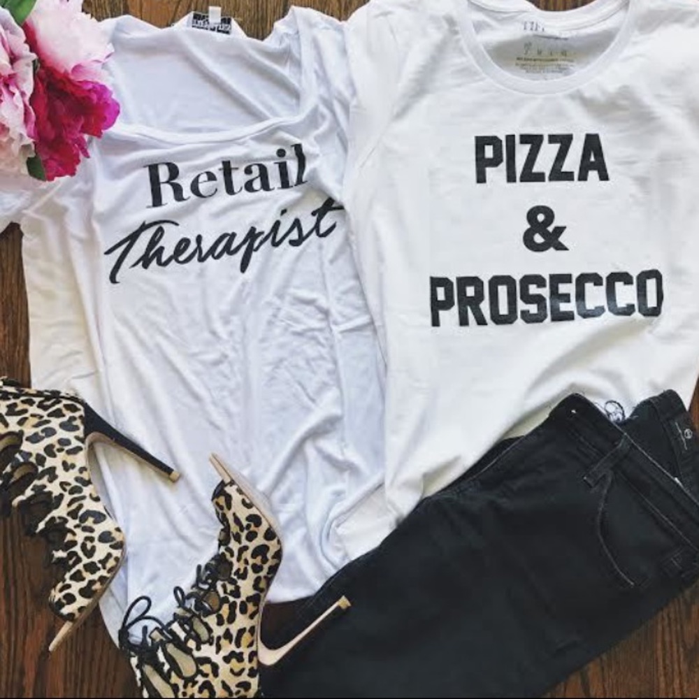 FINAL💵NWT T&J Designs Pizza & Prosecco tee S