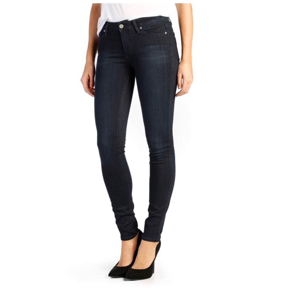 Like new Paige verdugo denim skinny fit dark jeans