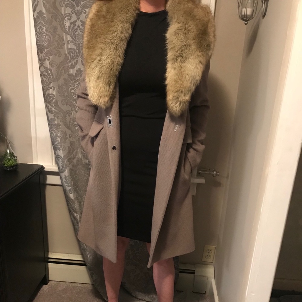 Calvin Klein Jacket w fur