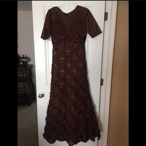 Brown dress
