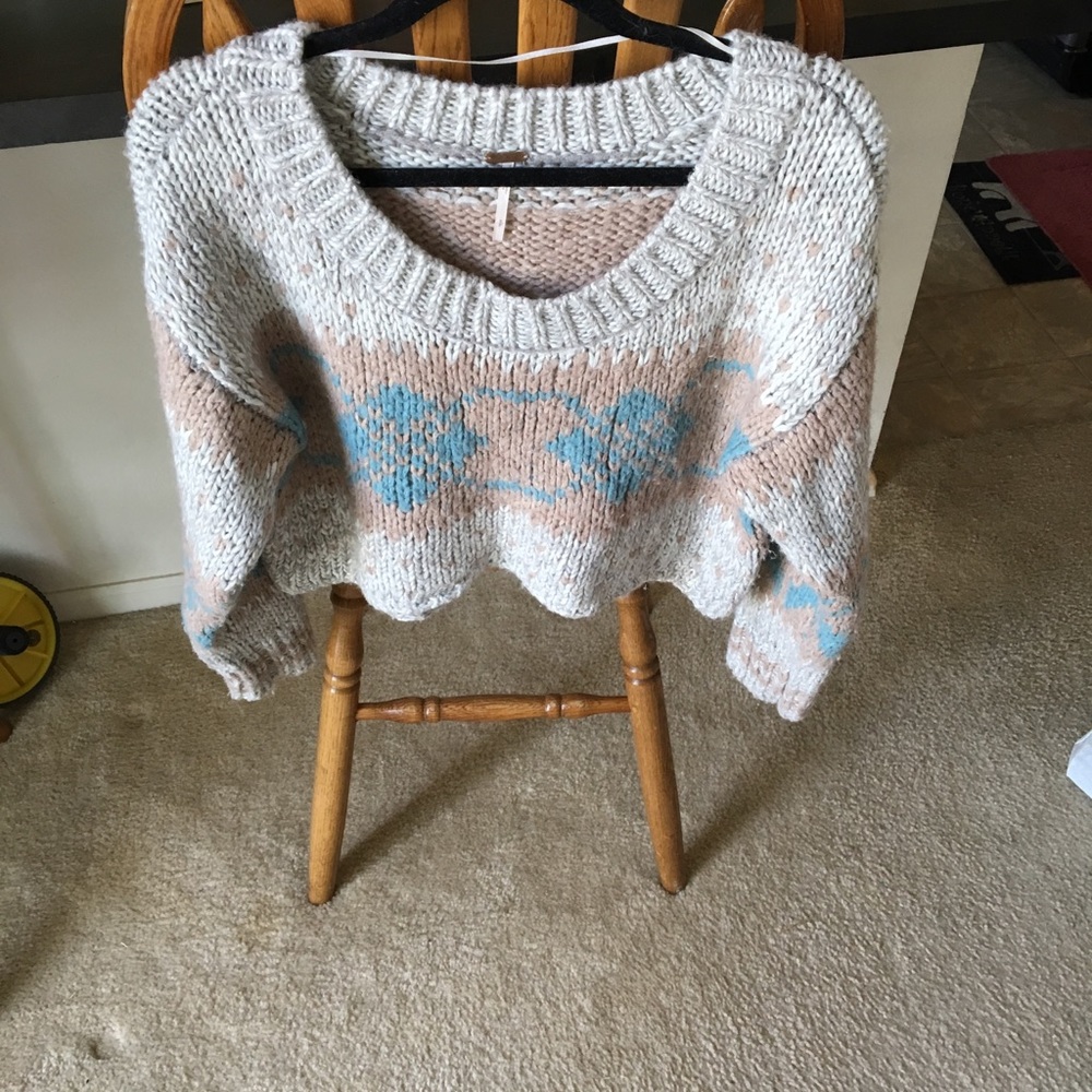 🌻”Free People” sweater.🌻 - Picture 3 of 4