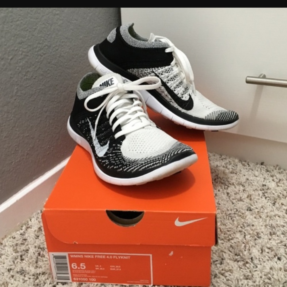 NOT FOR SALE LOOKING FOR THIS SHOE IN SIZE 7