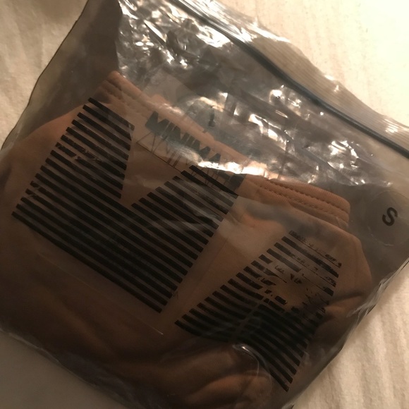 Minimale Animale Assymmetrical Wall Street Brief - Picture 5 of 5