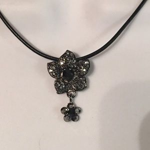 🆕Black crystal pendant & button earrings NWT