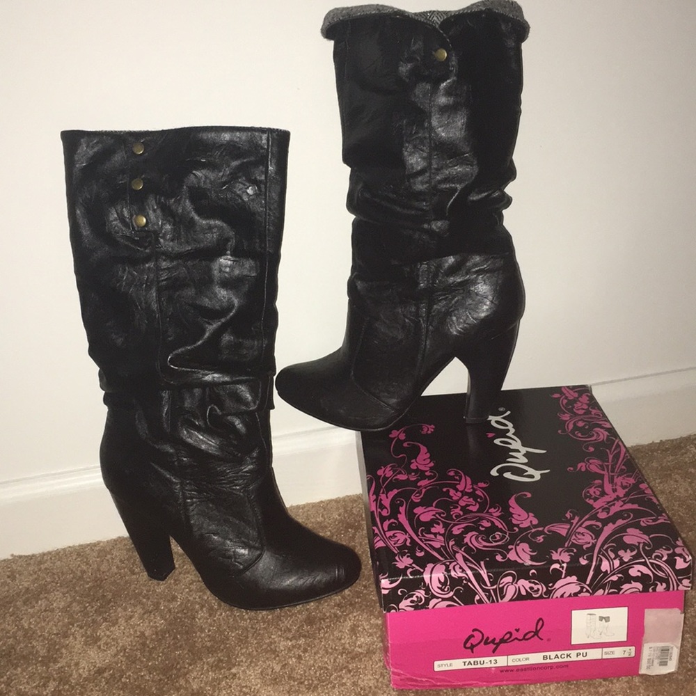 Qupid Black Slouchy Boots