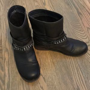 FLASH SALE ⚡️ 2/$20 Gray booties