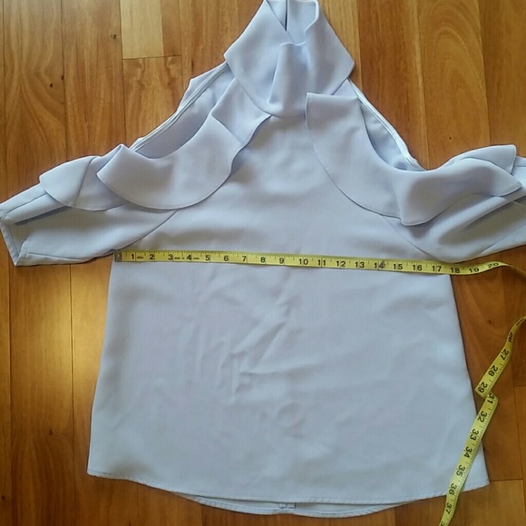 SOLD TOPSHOP Ruffle Cold Shoulder Top blouse l - Picture 7 of 8