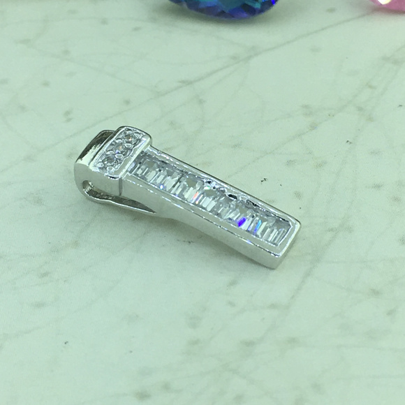 Matching Ring Earring & Pendant Sterlin Silver Set - Picture 4 of 7