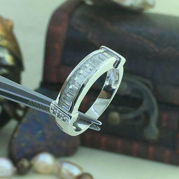 Matching Ring Earring & Pendant Sterlin Silver Set - Picture 6 of 7