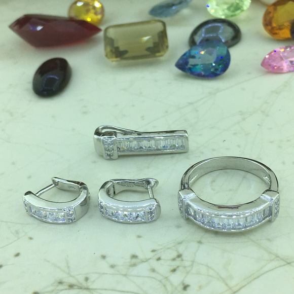 Matching Ring Earring & Pendant Sterlin Silver Set - Picture 1 of 7