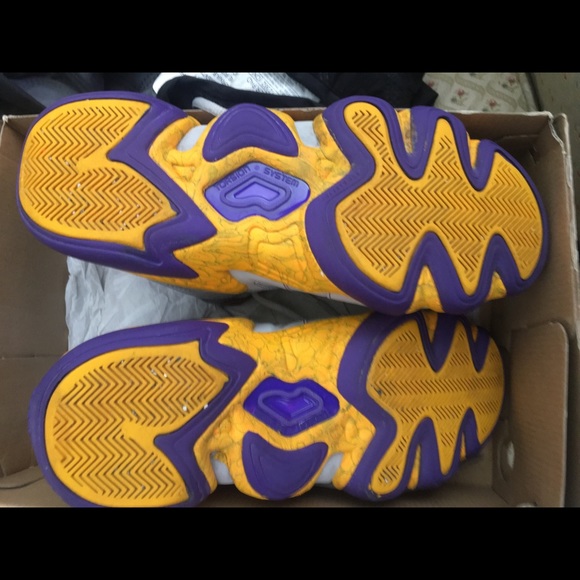 Adidas - Picture 2 of 5