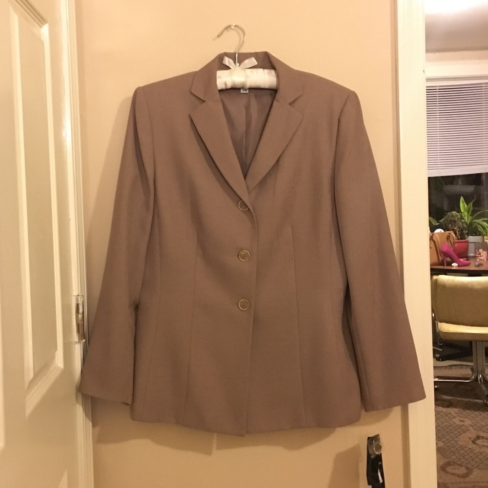 Le Suit blazer with tags!