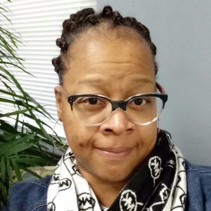 Meet your Posher, Yvette