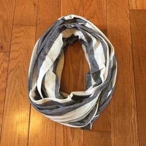 Gap Infinity Scarf