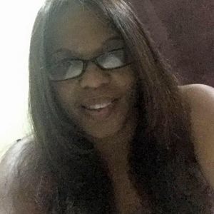 Meet your Posher, Ramona