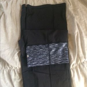 Lulu lemon large yoga pants