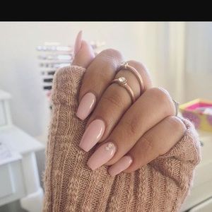 Meet your Posher, Maya